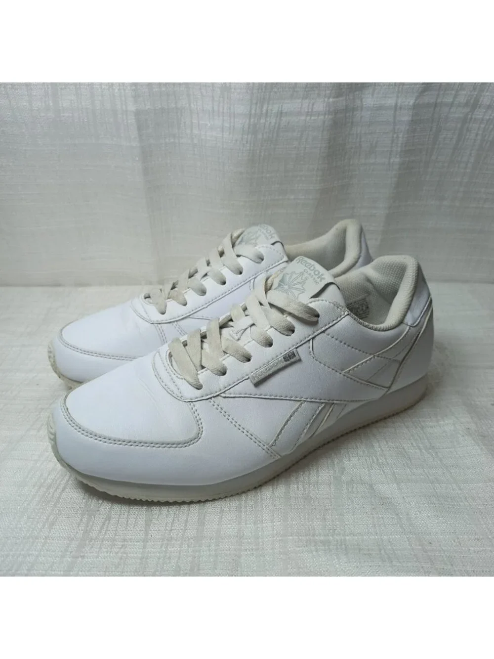 REEBOK Classic Leather White Sneakers Mens 10 XWIDE 4E J98771 Extra Wide Walking
